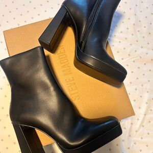 Steve Madden boots